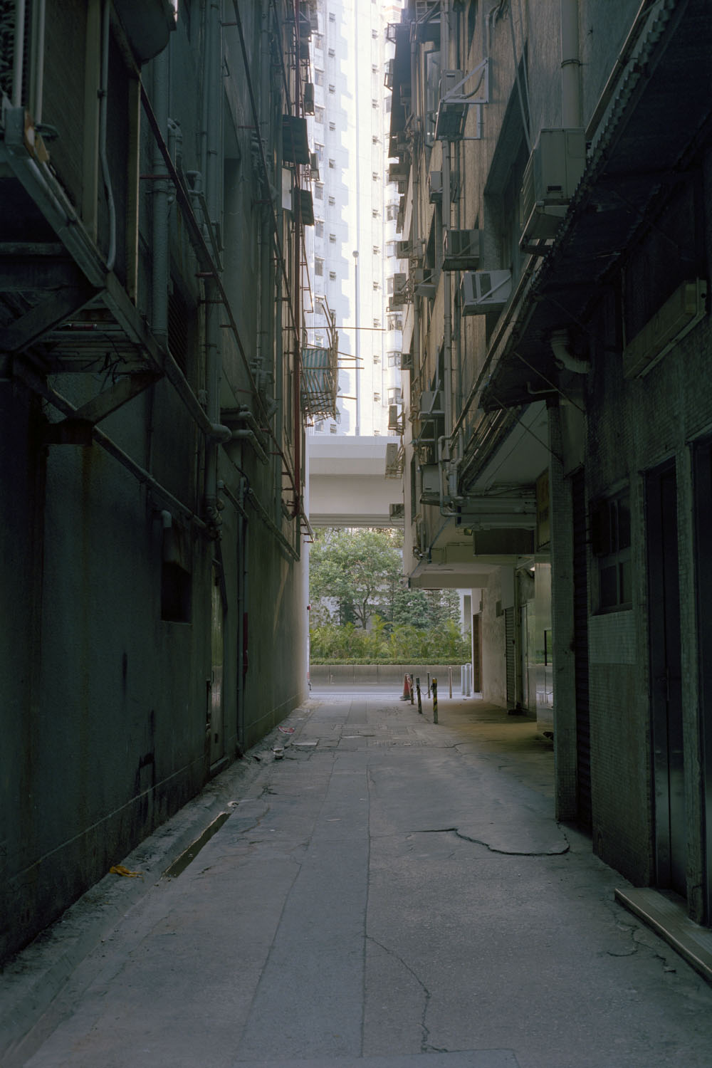 HK Alleys no. 7 by Ajay Malghan